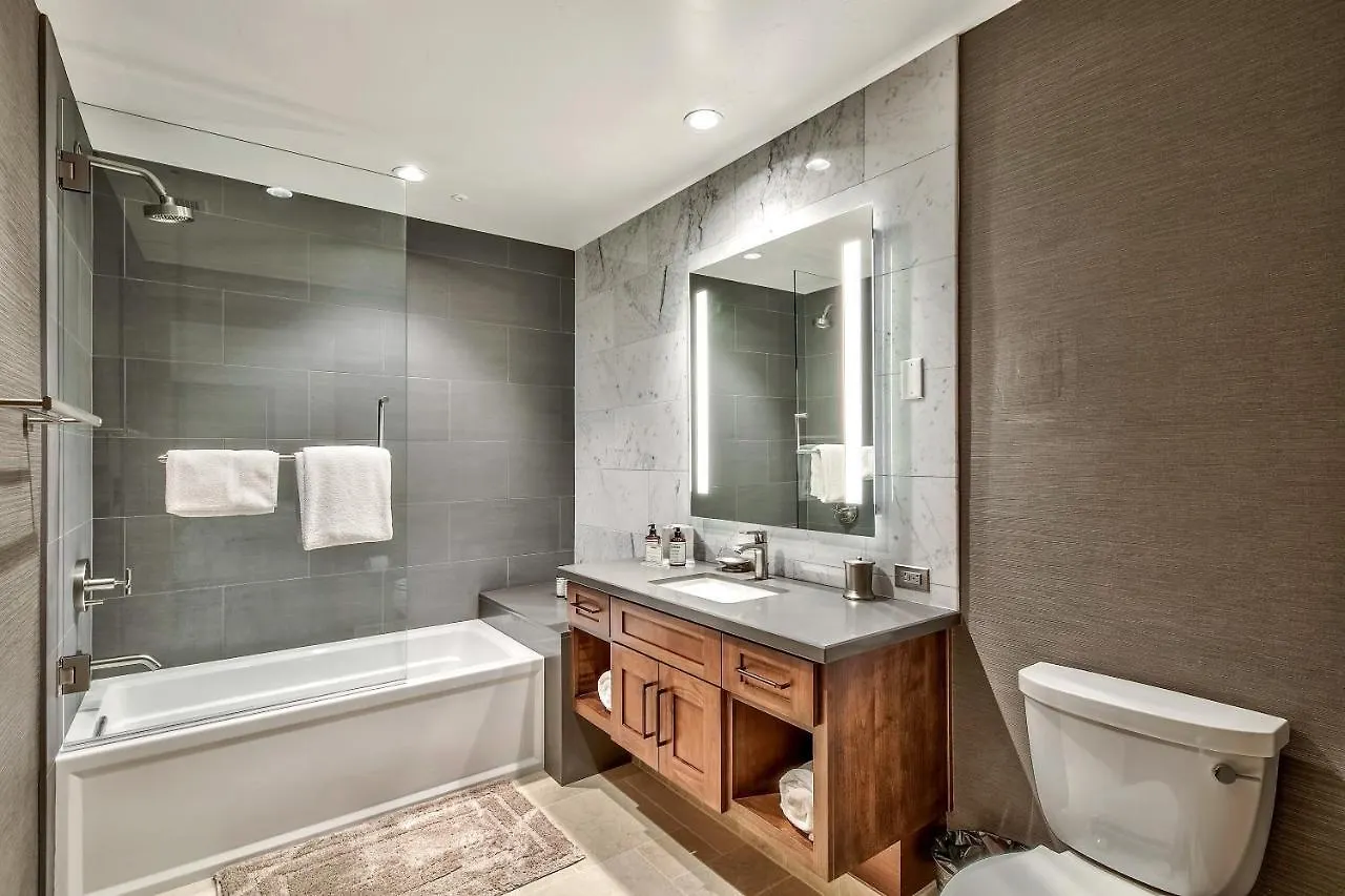Luxury Three Bedroom Residence Steps From Heavenly Village Condo South Lake Tahoe 0*,